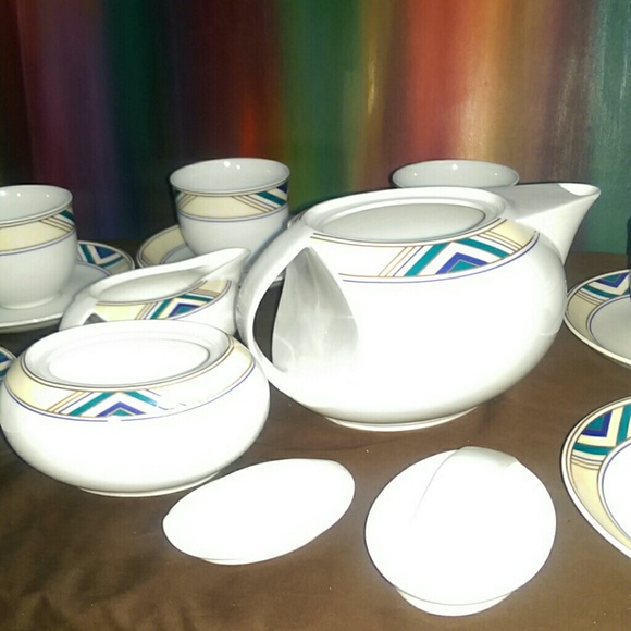 Thun Karlovarsky 15 Piece Tea Set - Picture 7 of 8